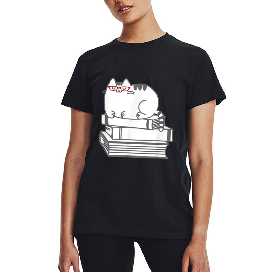 Cute Book Nerd Cat  - Funny Nerdy Kitten Women T-Shirt