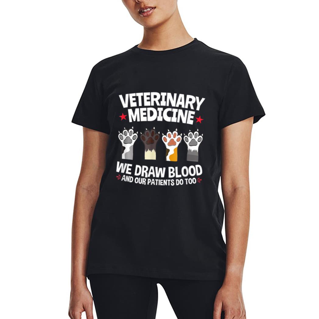 Cute Veterinarian Paws Cat Meow Kitty Cat For Mom Women T-Shirt