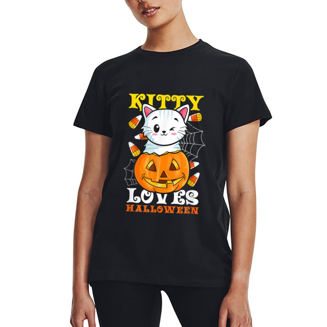 Kitty Loves Halloween Funny Scary And Spooky Halloween Cat Women T-Shirt
