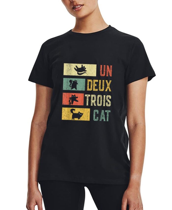 Meowy Funny Cat  Vintage retro Un Deux Trois Cat Women T-Shirt